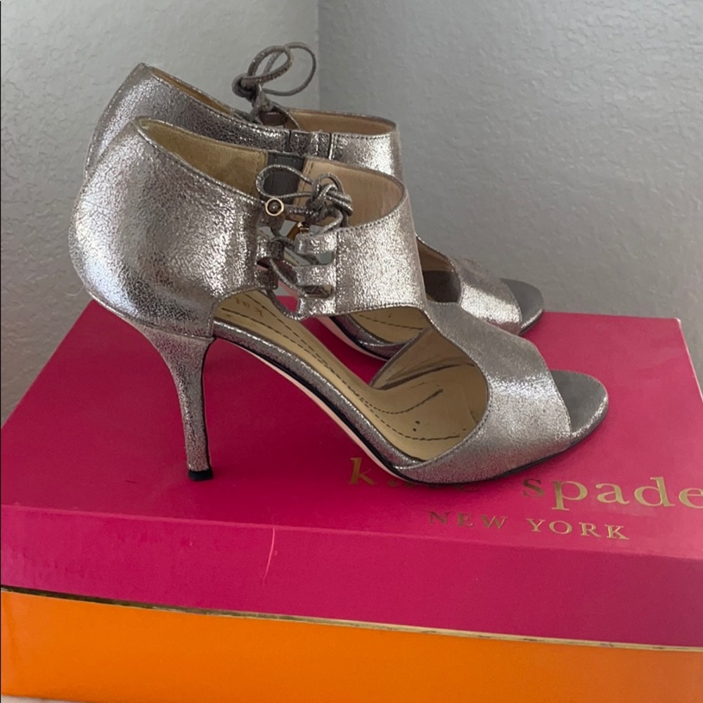 Kate Spade Cate Crinkle Metallic Heels